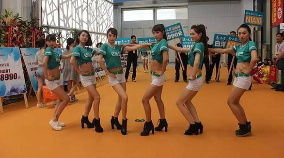 5.28天津國(guó)際家具展盛大開(kāi)幕 依麗蘭實(shí)木家具新上市