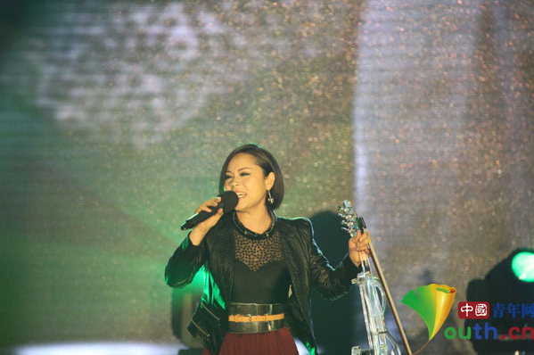 勵志青春 美麗中國 首屆中國青少年網絡春晚成功舉行