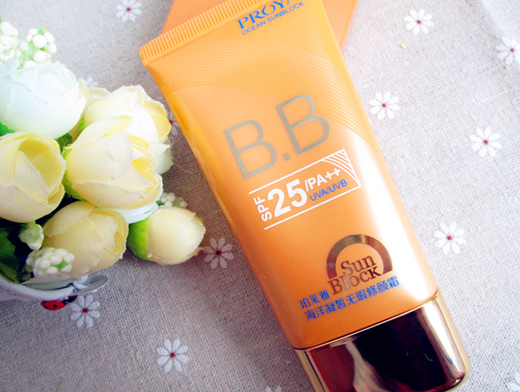 又是一年防曬季，珀萊雅防曬家族再受熱捧，再現深海魅力