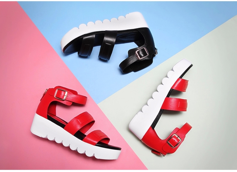 KOMANIC柯瑪妮克， 同步全球時尚