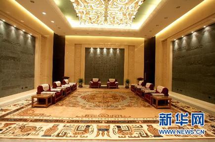 新國(guó)家博物館明開(kāi)放 珍貴文物再現(xiàn)《復(fù)興之路》