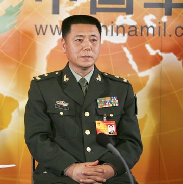 王建平和苗華分別出任新任副總參謀長和海軍政委
