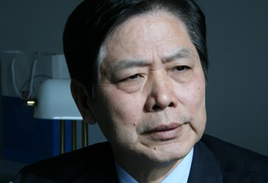 春秋航空董事長：政府敢批 我就敢在飛機上賣站票