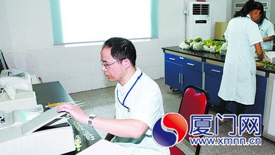 我市建成食品安全監(jiān)管檢測(cè)網(wǎng) 撒