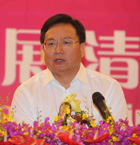 梁奕章：清流將投資8000萬在全國布局1000家國際標準化花店