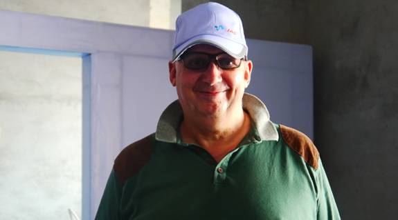 2013IAC魅力非凡，英國(guó)水賽迷慕名赴柳觀賽