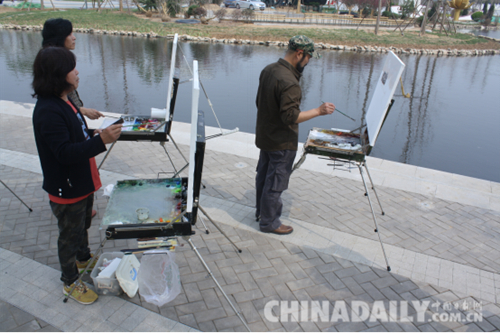 唐山愛心企業攜手全國畫家開展世園會采風活動