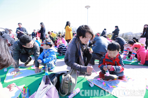 唐山樂亭舉辦快樂風箏節 讓孩子放飛夢想