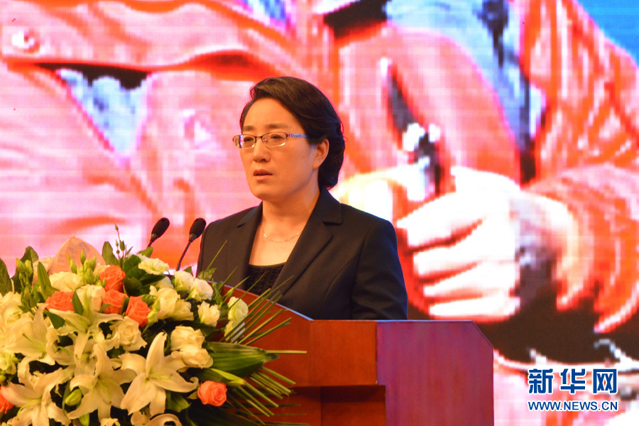 “太行山作證”李保國先進事跡報告會在石家莊舉行