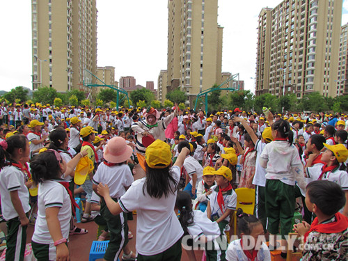 河北省文明校園創(chuàng)建暨百場(chǎng)兒童劇進(jìn)校園活動(dòng)走進(jìn)平泉
