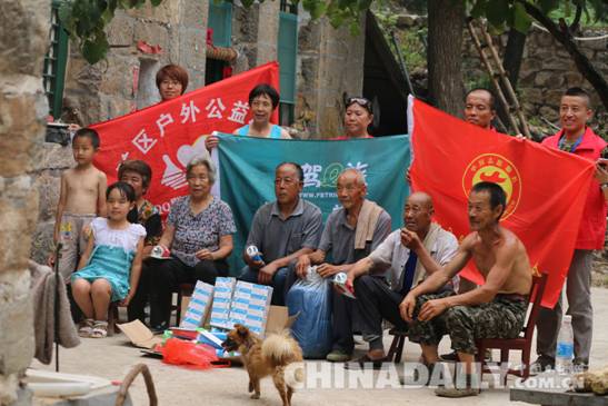 河北愛心組織攜愛心物資深入井陘災(zāi)區(qū)