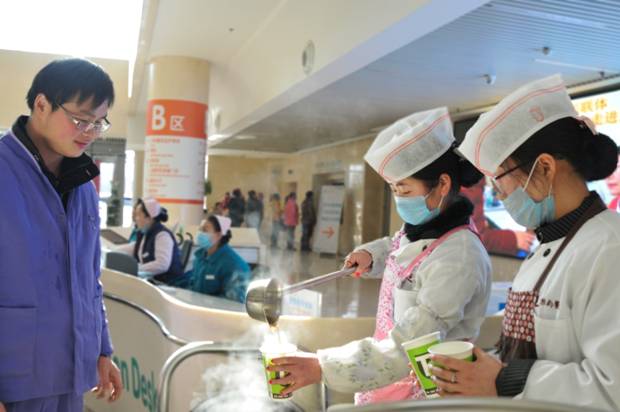 溫?zé)峤獪?，融化冬日?yán)寒