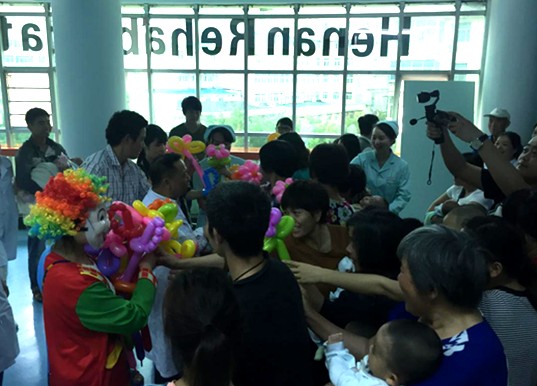 【慶六一 獻愛心】鄭州市兒童醫(yī)院的小朋友們“猴開森”