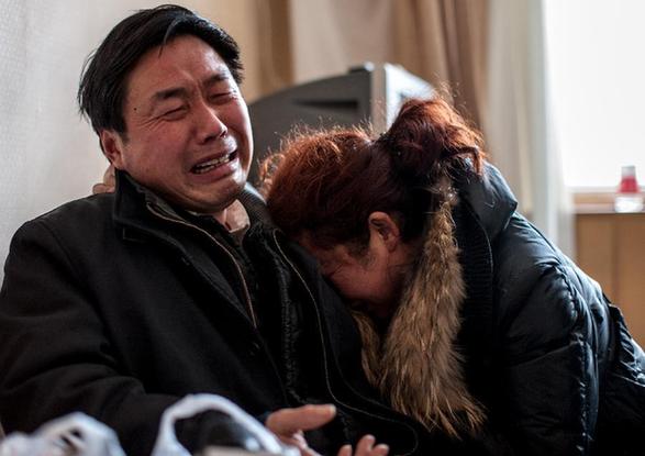 “孩子沒了，春節(jié)可怎么過呀”——北京5名煤氣中毒大學(xué)生親人的哭訴