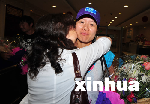 法網冠軍李娜返回家鄉武漢（圖）