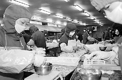 中日貿(mào)易經(jīng)受強(qiáng)震