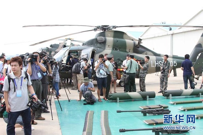 全軍第一支武裝直升機(jī)部隊向中外媒體開放