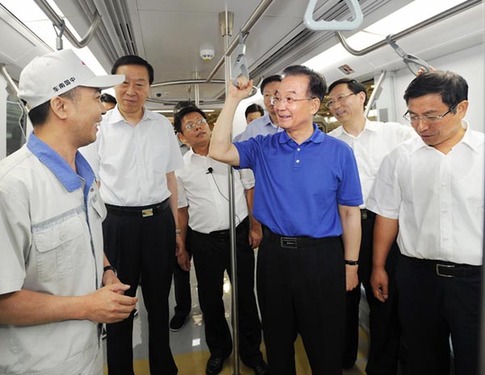 努力實現經濟平穩較快發展——溫家寶在江蘇調研