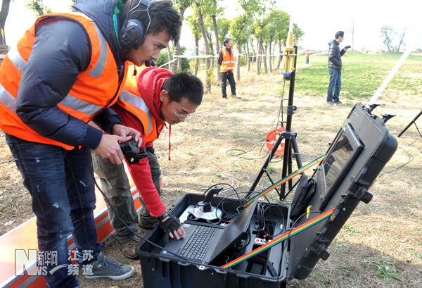 揚(yáng)州：無(wú)人直升機(jī)起航服役