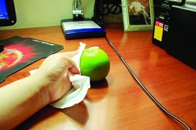 網傳紙巾能檢驗多種食物優劣 實驗證明有些管用