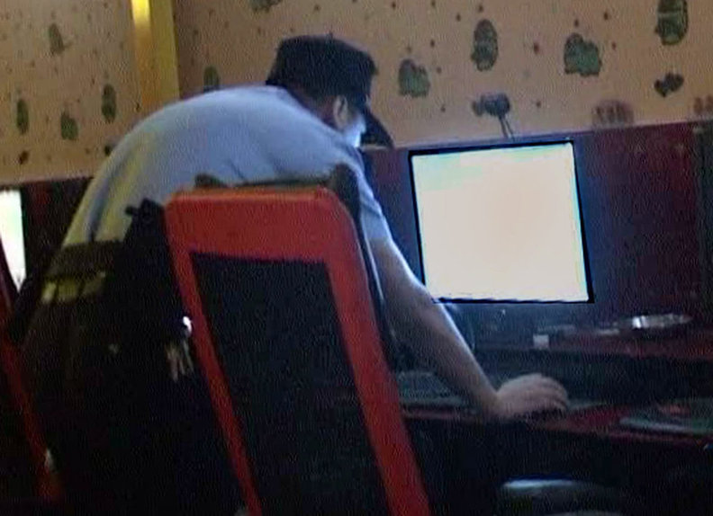 南京浦口一男子連續上網5小時猝死網吧[組圖]