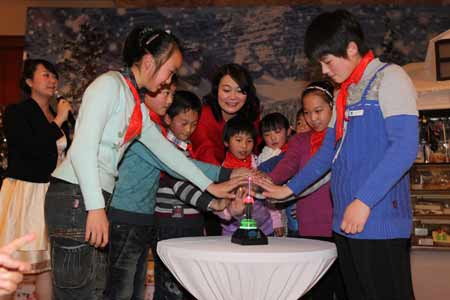 沈陽商貿飯店舉辦圣誕點燈儀式