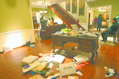 沈陽：家具店老板失聯 顧客上門“哄搶”（圖）