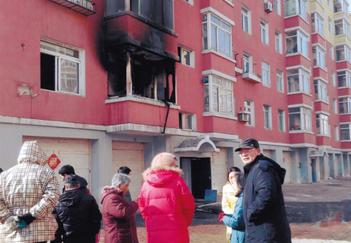 沈陽：居民家發生火災 祖孫三人被熏倒