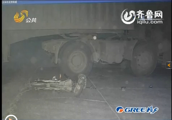 濟(jì)寧車禍撞倒兄弟倆 16歲哥哥遇難弟弟治療面臨難題