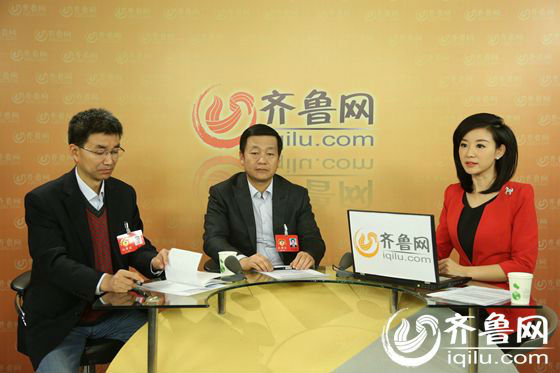 政協(xié)委員熱議“新常態(tài)”：政府要簡政放權(quán)適應(yīng)新常態(tài)