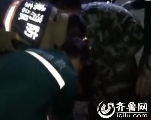 菏澤司機醉駕引發(fā)事故被卡車內(nèi) 拒絕救助不下車