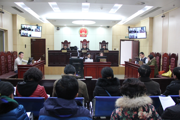 青島法院拉開“人民群眾走進機關”活動序幕