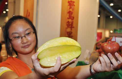 蘇州市民趕集“農(nóng)交會”