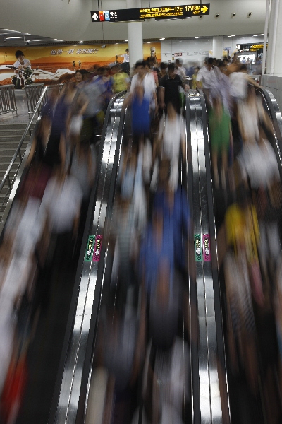 上海實有人口達到2433.4萬