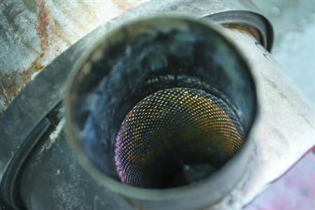 年內(nèi)滬200輛公交車尾將戴口罩 減少排放超九成