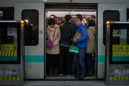 申通董事長回應16號線運力不足：將換成6節車廂