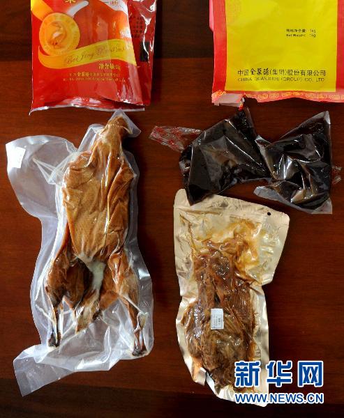 中國網(wǎng)事：記者調(diào)查發(fā)現(xiàn)袋裝北京烤鴨多為假冒偽劣