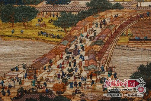 河北一農婦手工繡制出巨幅《清明上河圖》(圖)
