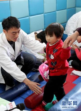 小伊伊結束住院治療 將回家過年