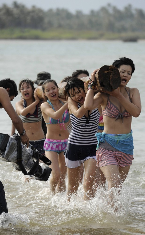 中國(guó)女保鏢首次公開(kāi)進(jìn)行“魔鬼日”極限訓(xùn)練