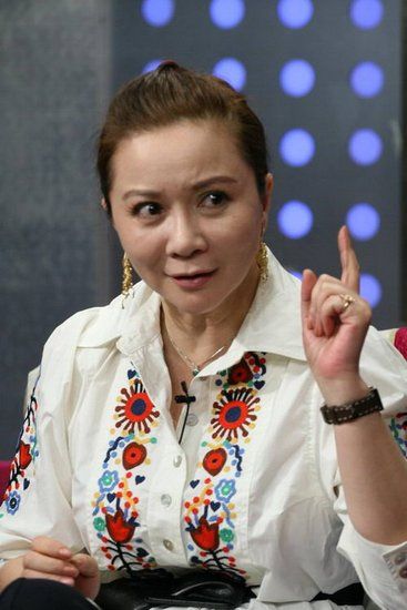 央視春晚八大語言類節(jié)目劇透:原創(chuàng)包袱多了