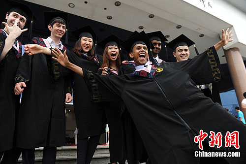 “漢語(yǔ)熱”背后喜憂參半 誰(shuí)來(lái)為漢語(yǔ)列必修課買(mǎi)單