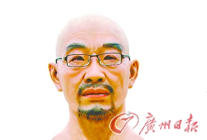 網(wǎng)上公然叫賣“人皮面具” 戴后相貌完全變成另一個人