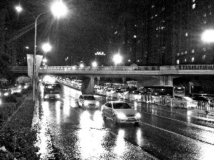 北京迎今年以來(lái)最堵一天 部分路段幾成停車(chē)場(chǎng)