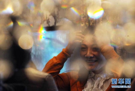 億萬富豪相親先進行面試 看外貌再考切土豆絲