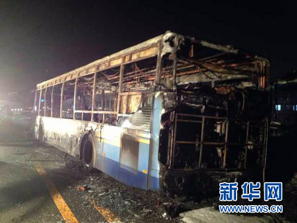 廈門BRT公車起火造成至少20人死亡