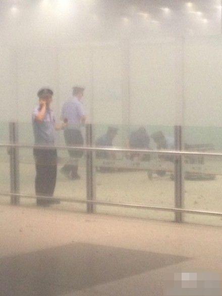 【組圖】首都機(jī)場(chǎng)T3航站樓發(fā)生爆炸