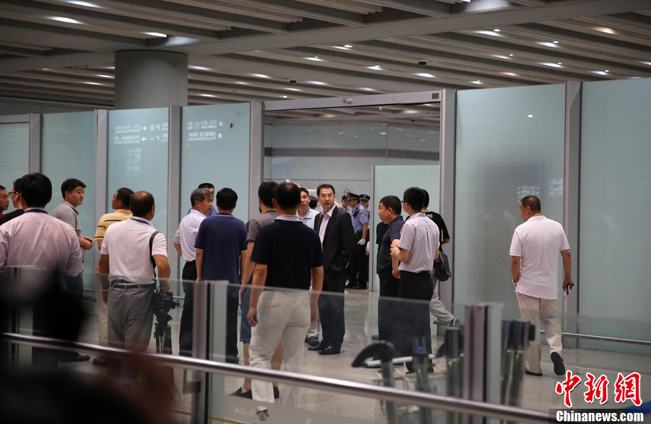 【組圖】首都機(jī)場T3航站樓發(fā)生爆炸