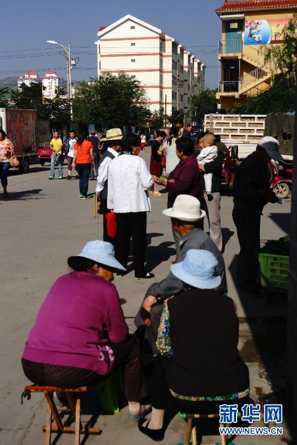 甘肅定西岷縣附近發生6.6級左右地震 居民下樓躲避