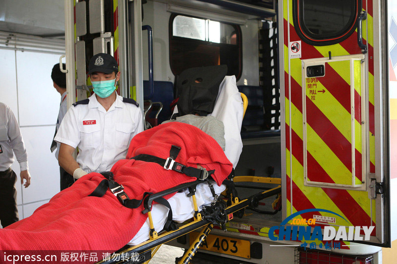 香港發(fā)生巴士斬人案 或早有目標疑犯轉送青山醫(yī)院